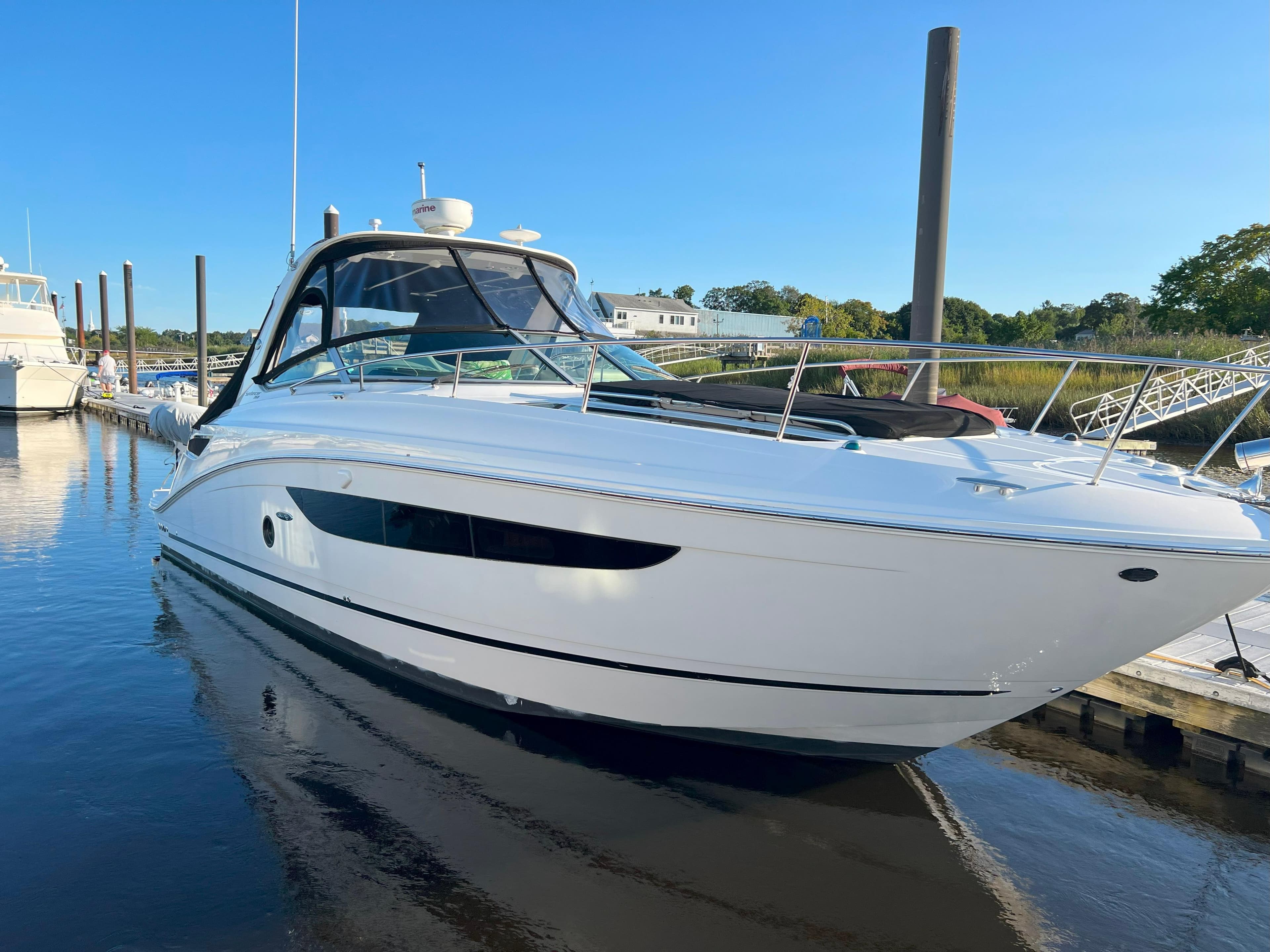 2014 Sea Ray Sundancer 350